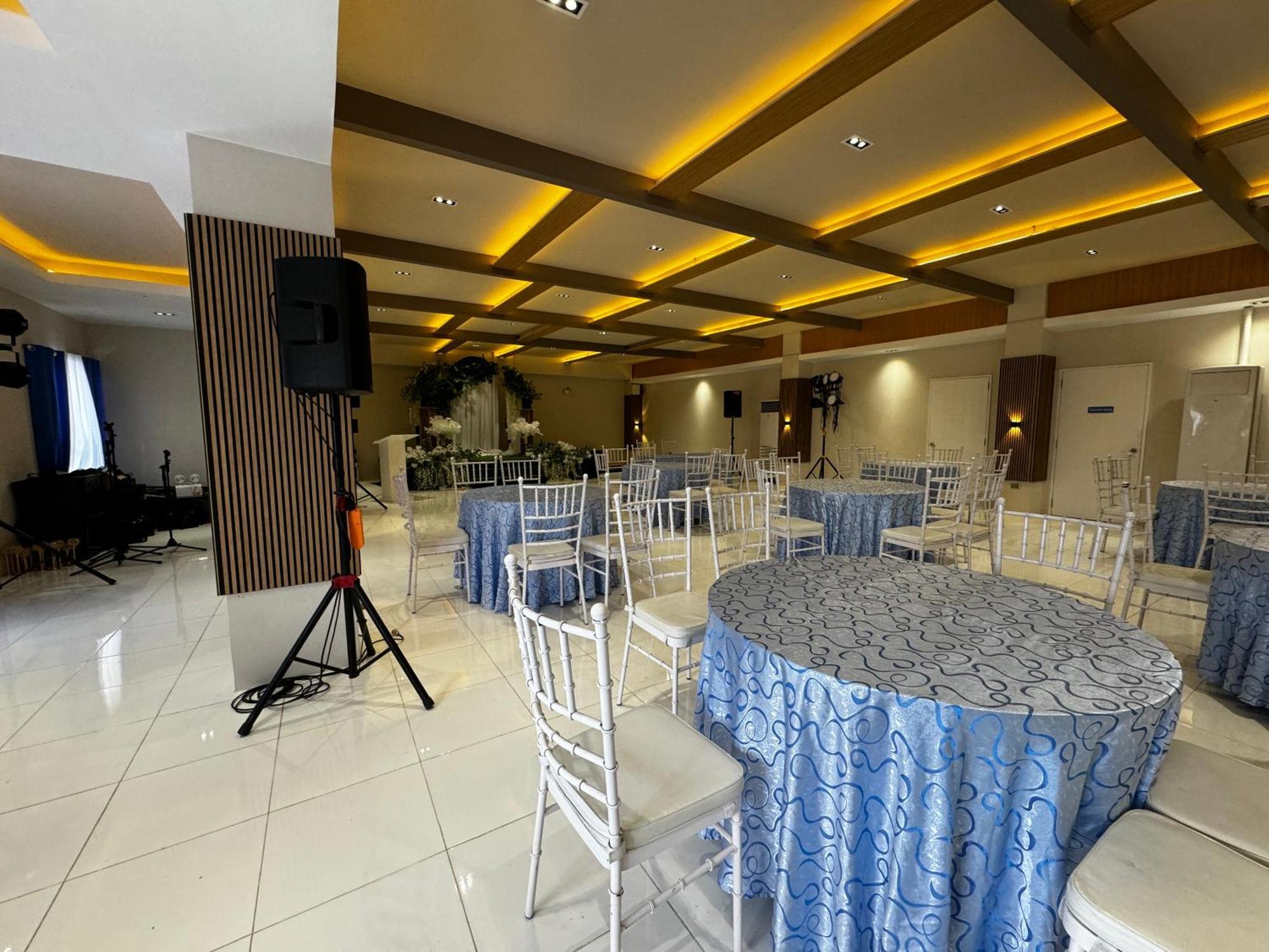 Bernese Resort Hotel Powered By Cocotel Ligao Zewnętrze zdjęcie