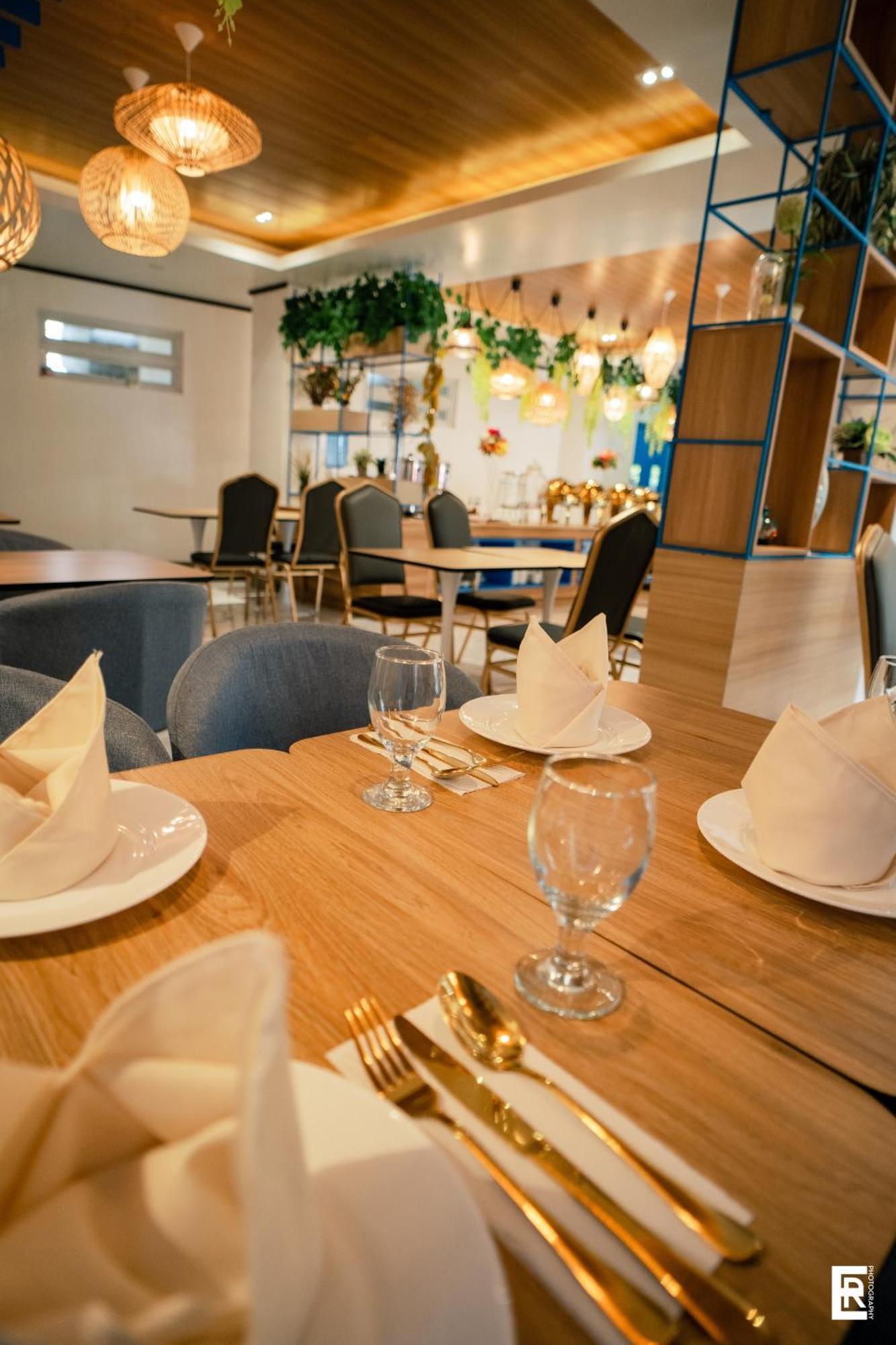 Bernese Resort Hotel Powered By Cocotel Ligao Zewnętrze zdjęcie